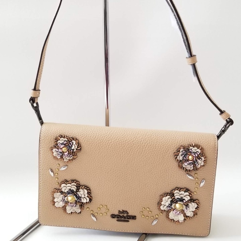 NEW Coach 3D Floral Embellished Appliqué clutch - Picture 2 of 8